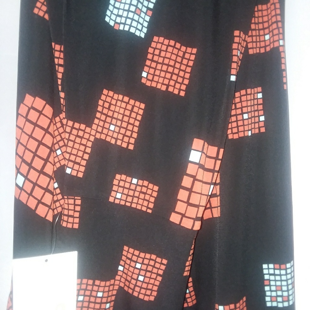 Xxs Maxi